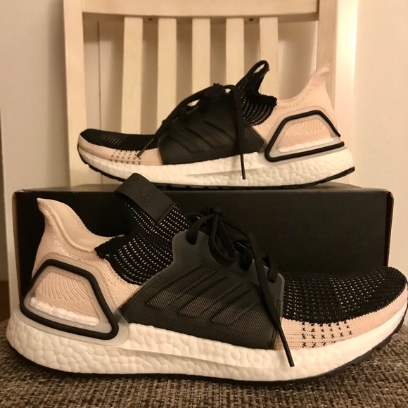 ultraboost 19 linen core black